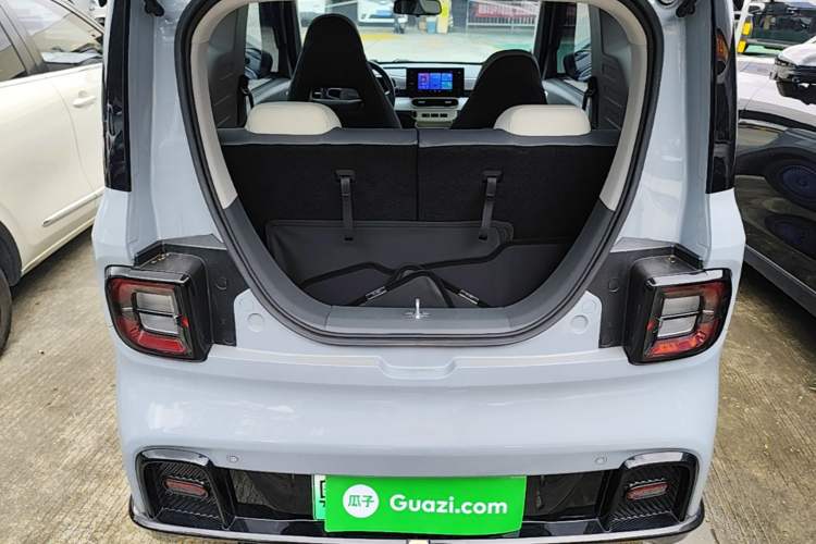 Used Geely Galaxy Panda 2025 210km Panda Kart Trunk
