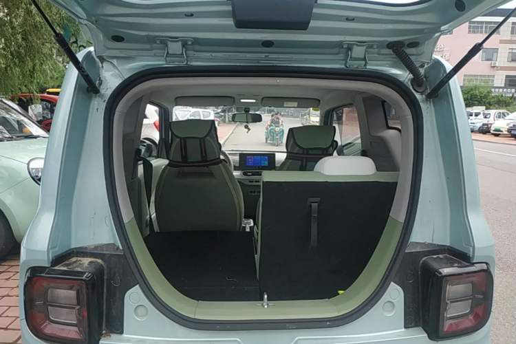 Used Geely Galaxy Panda 2025 210 km – Yuanqi Bear Trunk