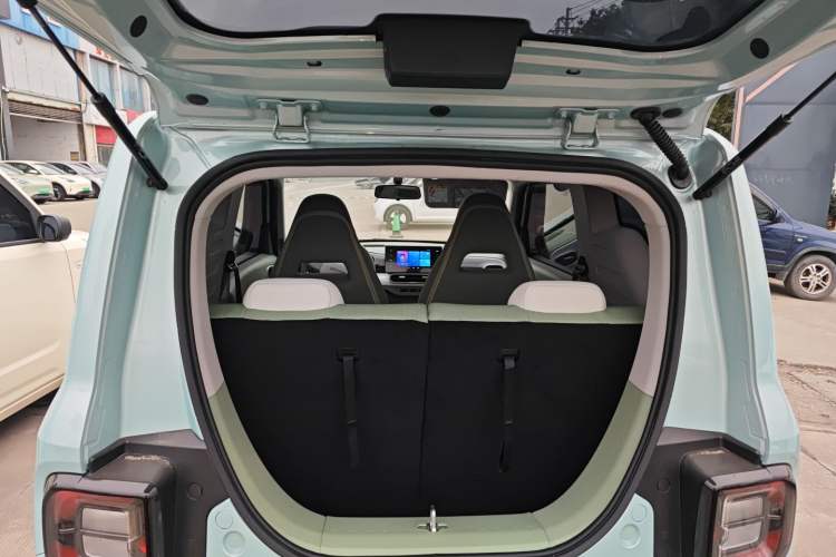 Used Geely Galaxy Panda 2025 210 km – Yuanqi Bear Trunk