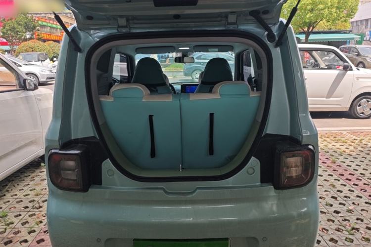 Used Geely Galaxy Panda 2025 210 km – Yuanqi Bear Trunk