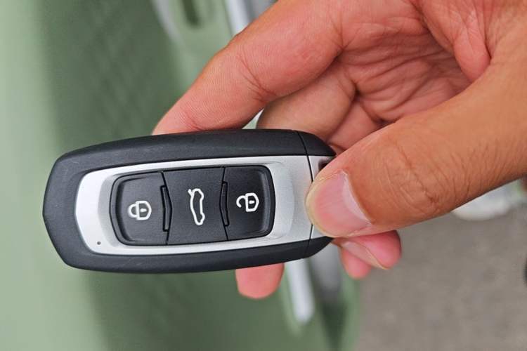 Used Geely Galaxy Panda 2025 210km Panda Rider Vehicle Key