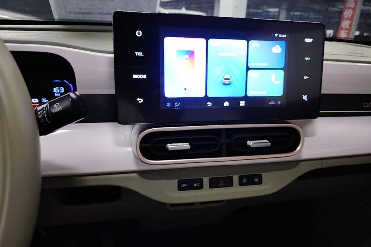 Used Geely Galaxy Panda 2025 210km Panda Rider Audio And AC Panel