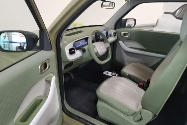 Used Geely Galaxy Panda 2025 210km Panda Rider Driver Seat