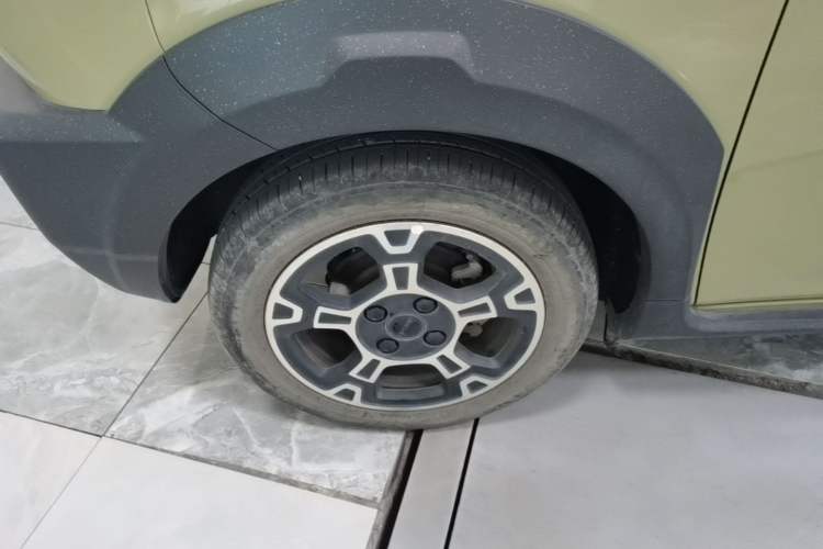 Used Geely Galaxy Panda 2025 210km Panda Rider Exterior 4