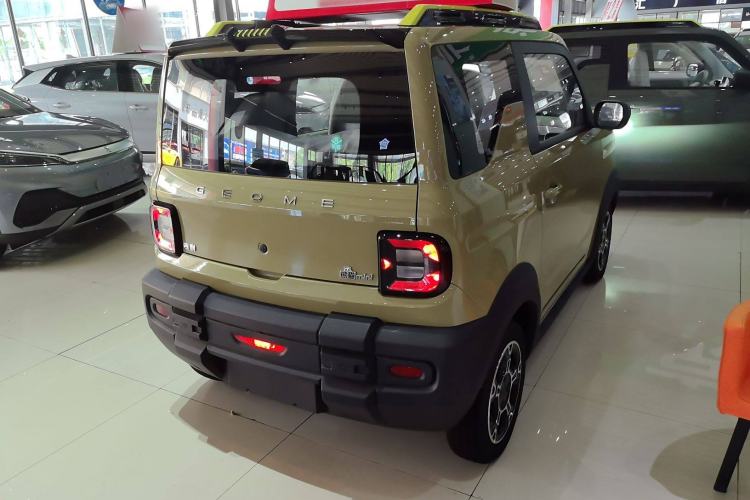 Used Geely Galaxy Panda 2025 210km Panda Rider Exterior 5