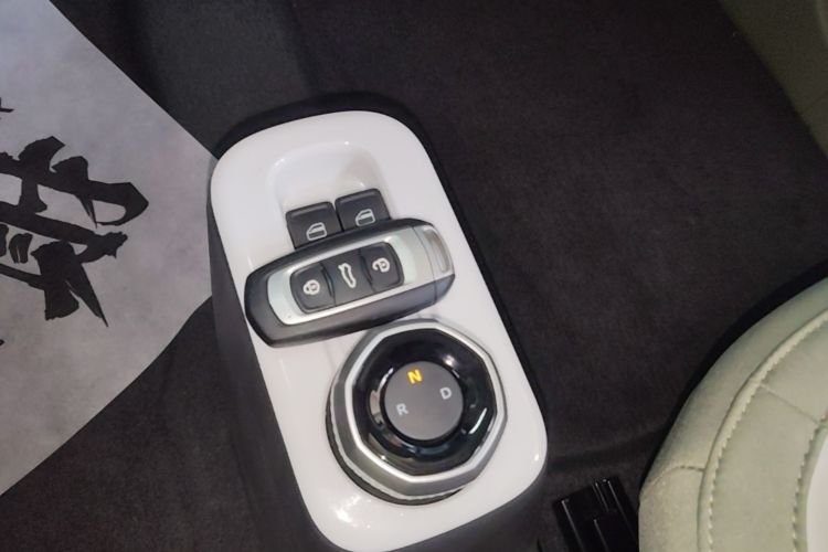 Used Geely Galaxy Panda 2025 210km Panda Rider Gear Lever