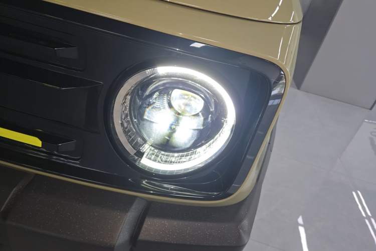 Used Geely Galaxy Panda 2025 210km Panda Rider Left Front Headlight