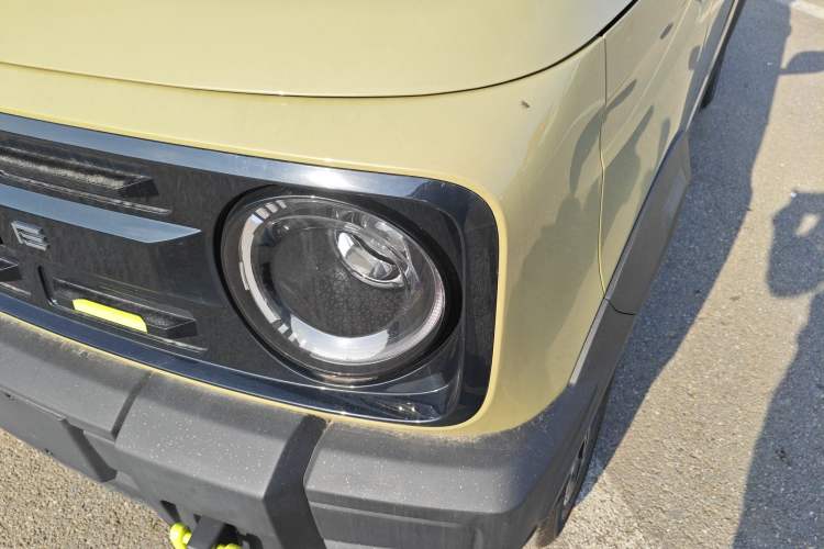 Used Geely Galaxy Panda 2025 210km Panda Rider Left Front Headlight