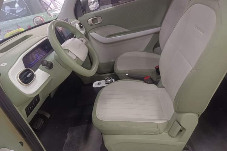 Used Geely Galaxy Panda 2025 210km Panda Rider Left Front Seat