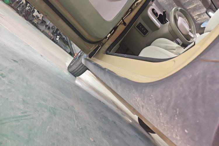 Used Geely Galaxy Panda 2025 210km Panda Rider Left Side Sill