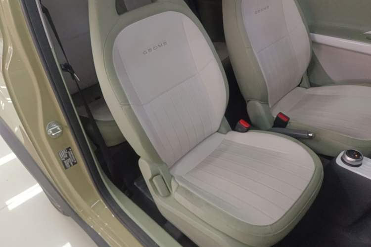 Used Geely Galaxy Panda 2025 210km Panda Rider Right Front Seat