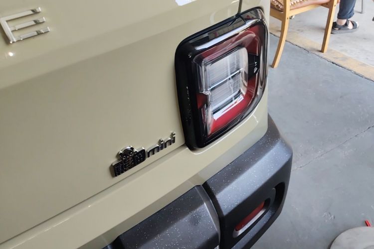 Used Geely Galaxy Panda 2025 210km Panda Rider Right Rear Taillight