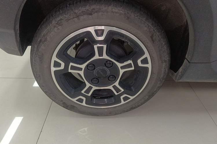Used Geely Galaxy Panda 2025 210km Panda Rider Right Rear Wheel Hub