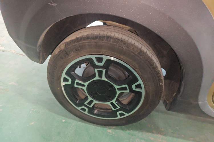 Used Geely Galaxy Panda 2025 210km Panda Rider Right Rear Wheel Hub