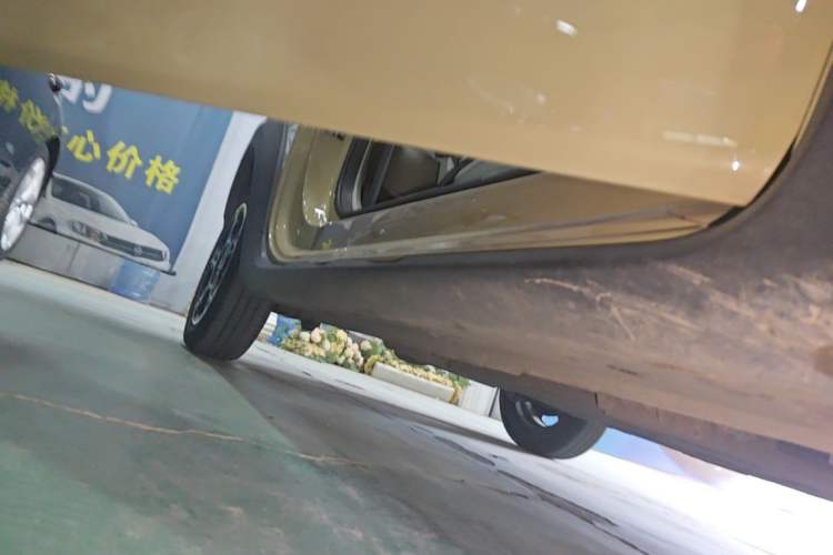 Used Geely Galaxy Panda 2025 210km Panda Rider Right Side Sill
