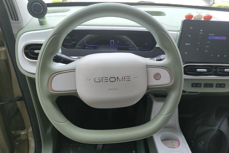 Used Geely Galaxy Panda 2025 210km Panda Rider Steering Wheel