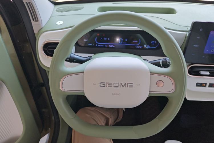 Used Geely Galaxy Panda 2025 210km Panda Rider Steering Wheel