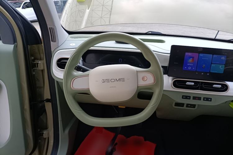 Used Geely Galaxy Panda 2025 210km Panda Rider Steering Wheel