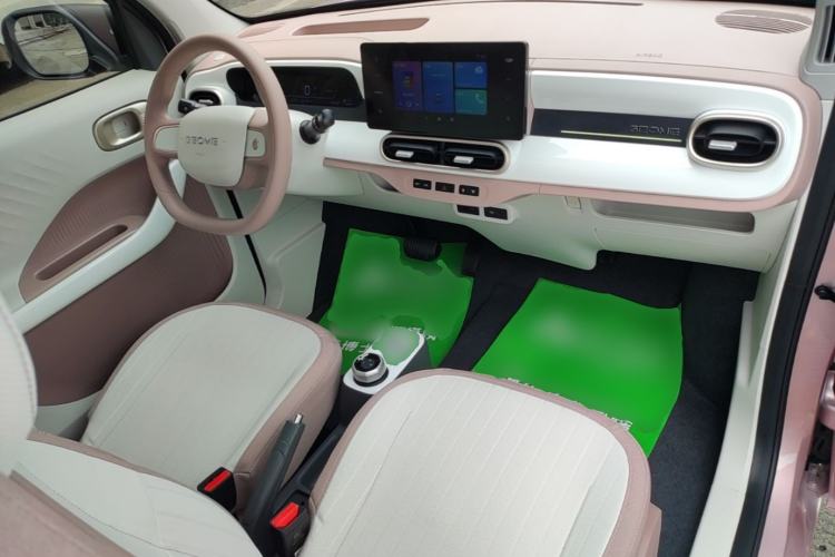 Used Geely Galaxy Panda 2025 210 km – Yuanqi Bear Center Console