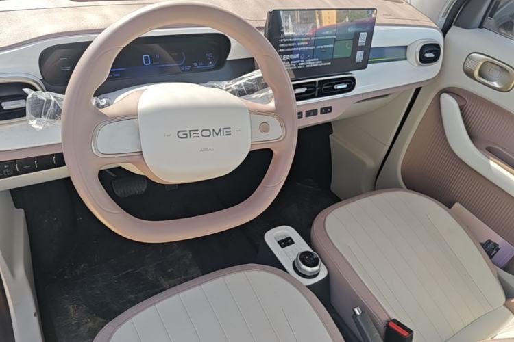 Used Geely Galaxy Panda 2025 210km Panda Kart Center Console