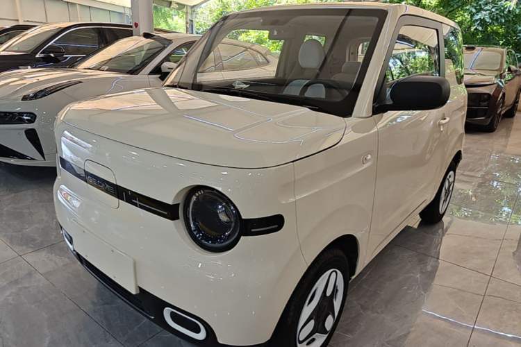 Used Geely Galaxy Panda 2025 210 km – Yuanqi Bear Guazi used car, China used car export, Used car for sale, Used  cars, Cheapest cars for sale