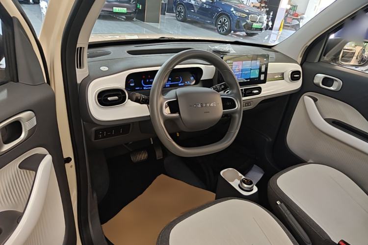 Used Geely Galaxy Panda 2025 210 km – Yuanqi Bear Center Console