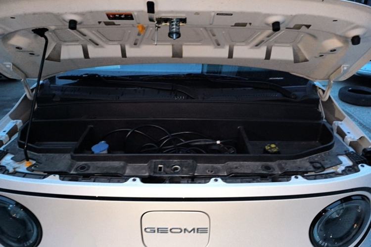 Used Geely Galaxy Panda 2025 210km Panda Kart Engine Bay