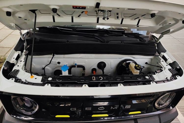 Used Geely Galaxy Panda 2025 210km Panda Rider Engine Bay
