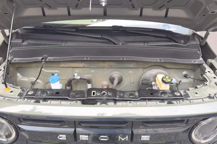 Used Geely Galaxy Panda 2025 210km Panda Rider Engine Bay