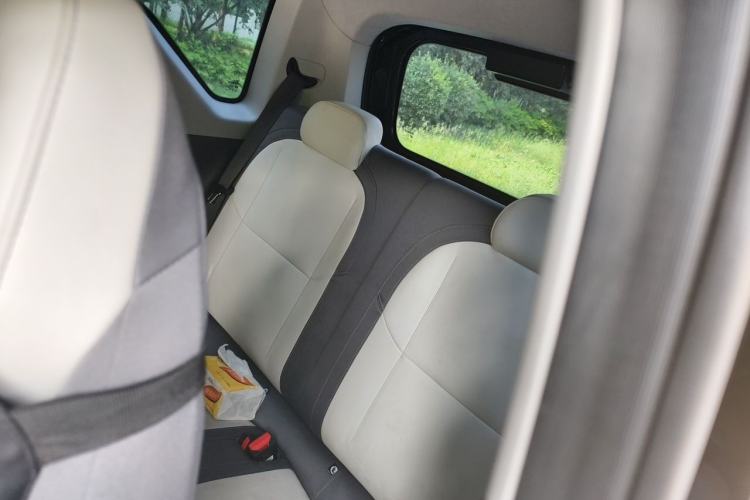 Used Geely Galaxy Panda 2025 210km Panda Kart Left Rear Seat