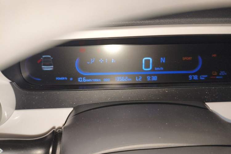 Used Geely Galaxy Panda 2025 210km Panda Kart Odometer Close Up