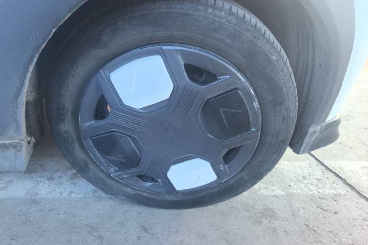 Used Geely Galaxy Panda 2025 210km Panda Kart Right Front Wheel Hub