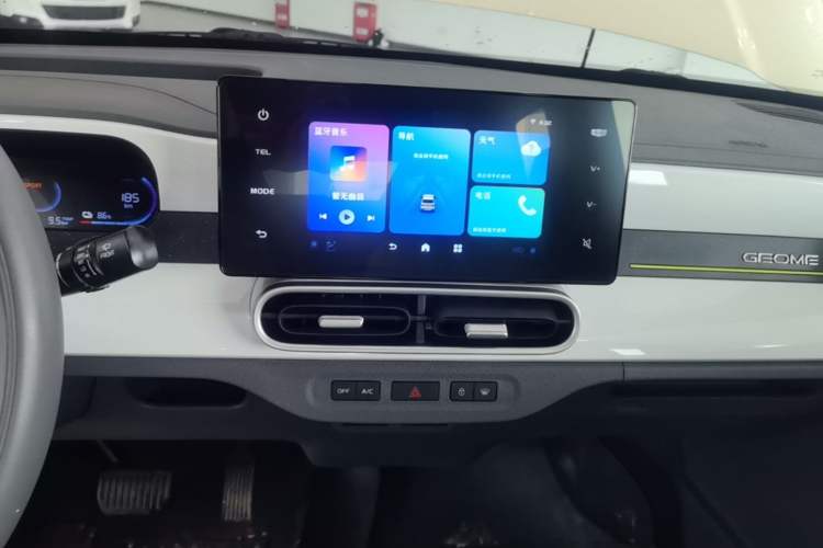 Used Geely Galaxy Panda 2025 210 km – Yuanqi Bear Audio And AC Panel
