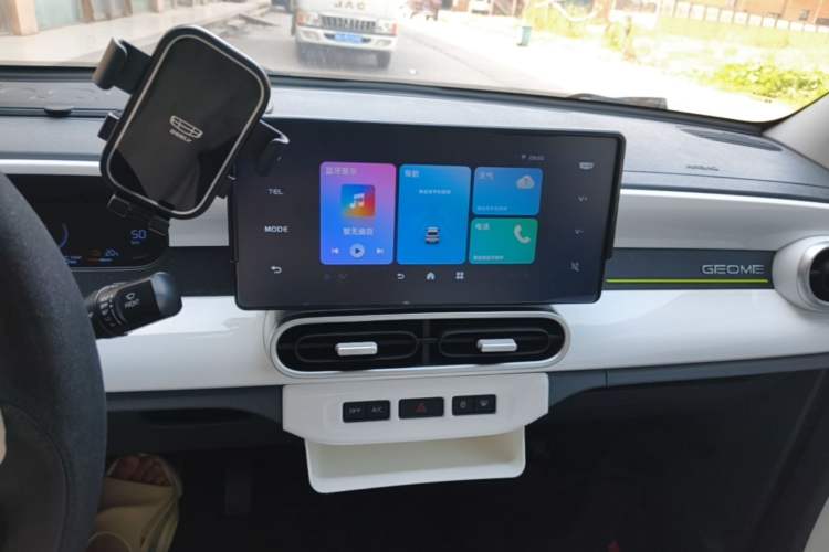 Used Geely Galaxy Panda 2025 210km Panda Kart Audio And AC Panel