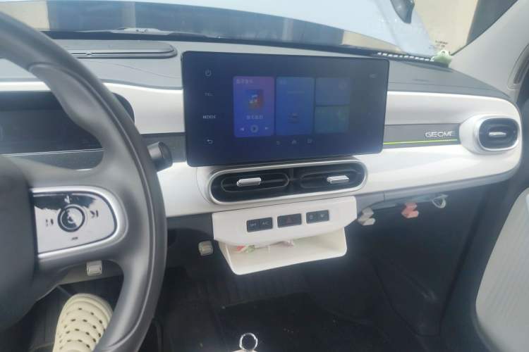 Used Geely Galaxy Panda 2025 210km Panda Kart Audio And AC Panel