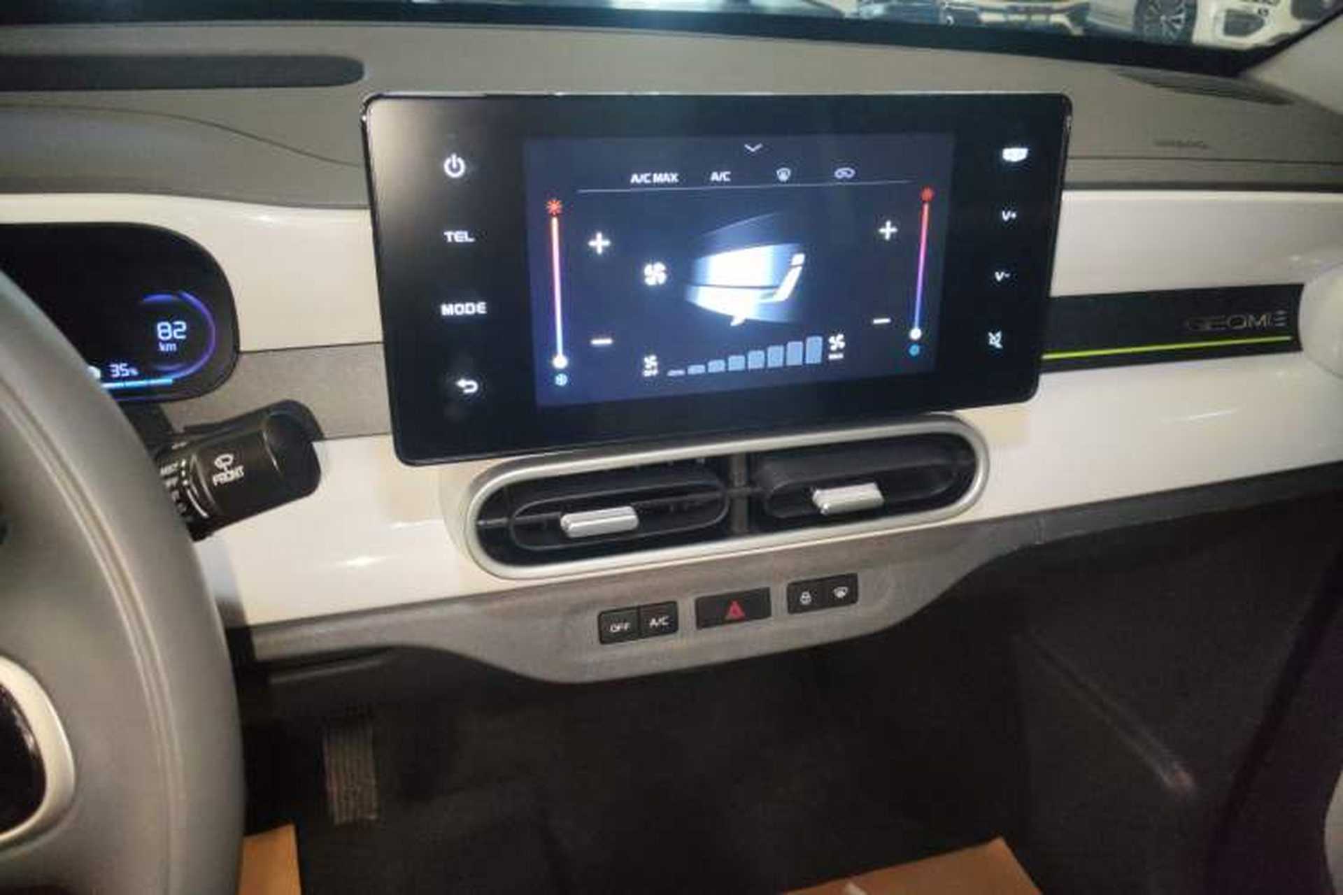 Used Geely Galaxy Panda 2025 210km Panda Rider Audio And AC Panel