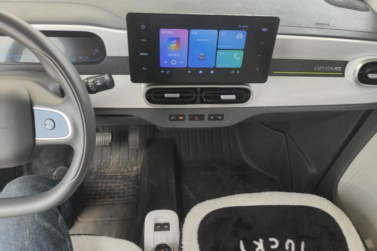 Used Geely Galaxy Panda 2025 210km Panda Kart Audio And AC Panel