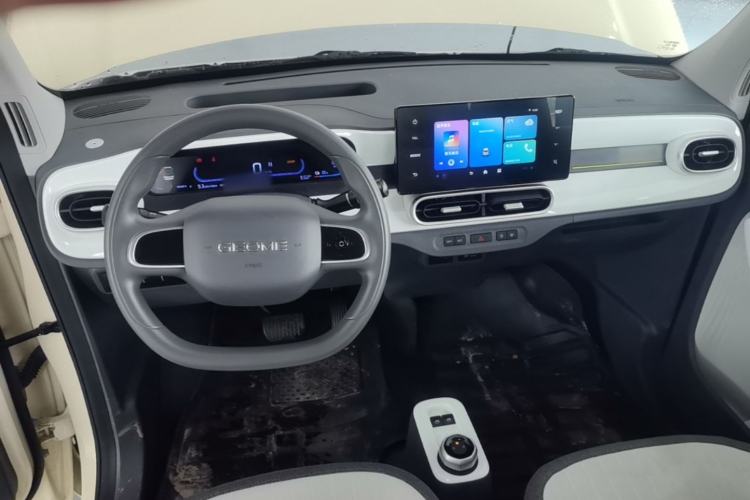 Used Geely Galaxy Panda 2025 210 km – Yuanqi Bear Center Console