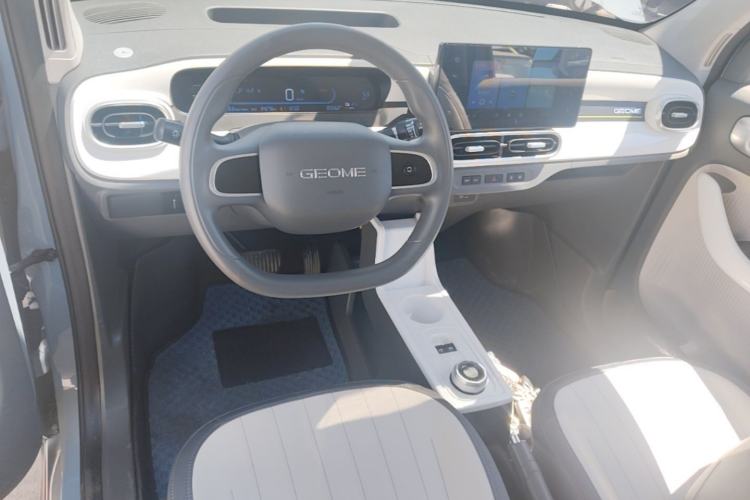Used Geely Galaxy Panda 2025 210km Panda Kart Center Console