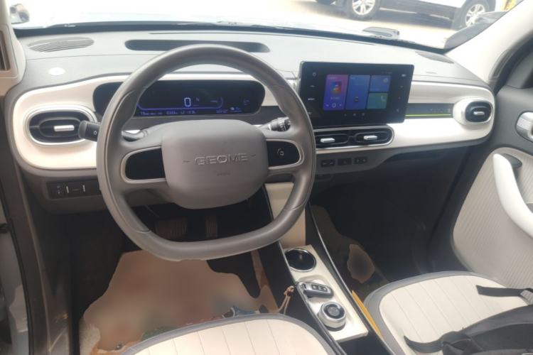 Used Geely Galaxy Panda 2025 210km Panda Kart Center Console