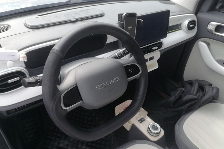Used Geely Galaxy Panda 2025 210km Panda Kart Center Console