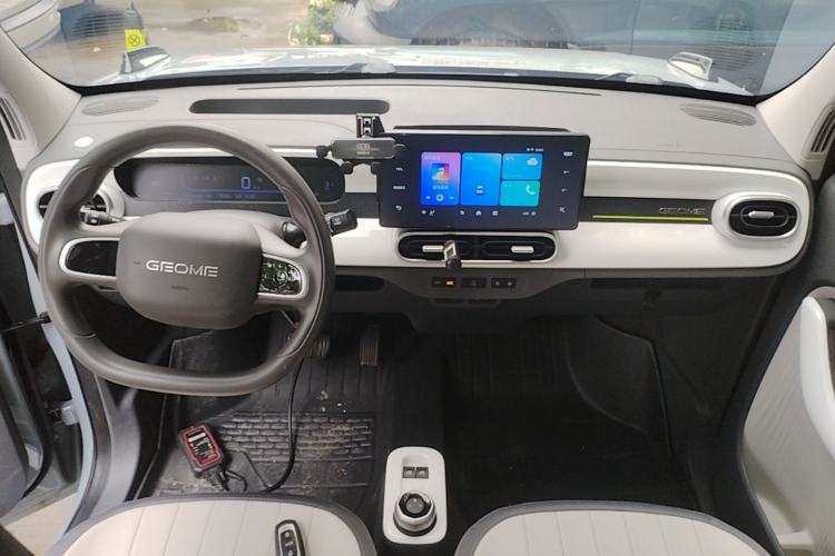 Used Geely Galaxy Panda 2025 210km Panda Kart Center Console