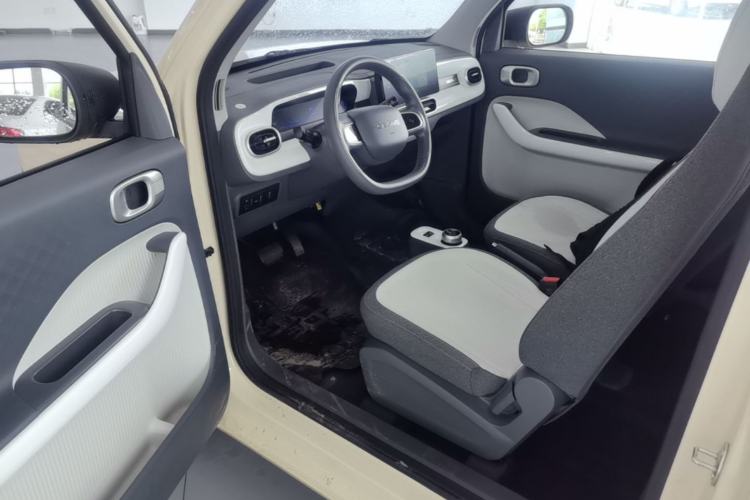 Used Geely Galaxy Panda 2025 210 km – Yuanqi Bear Driver Seat