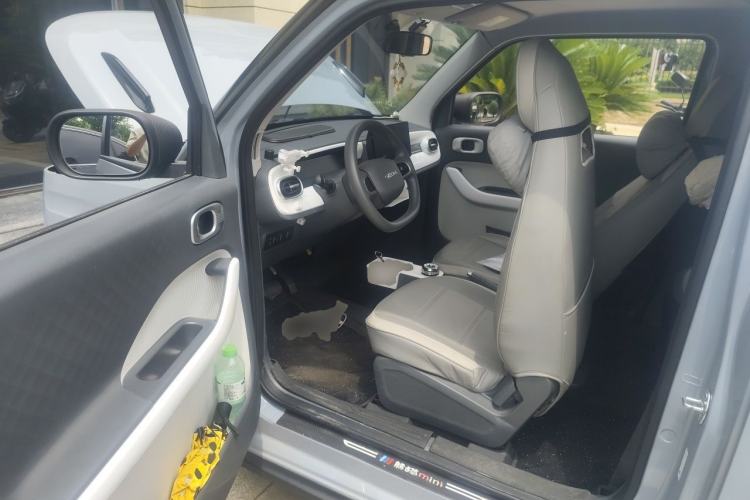 Used Geely Galaxy Panda 2025 210km Panda Kart Driver Seat