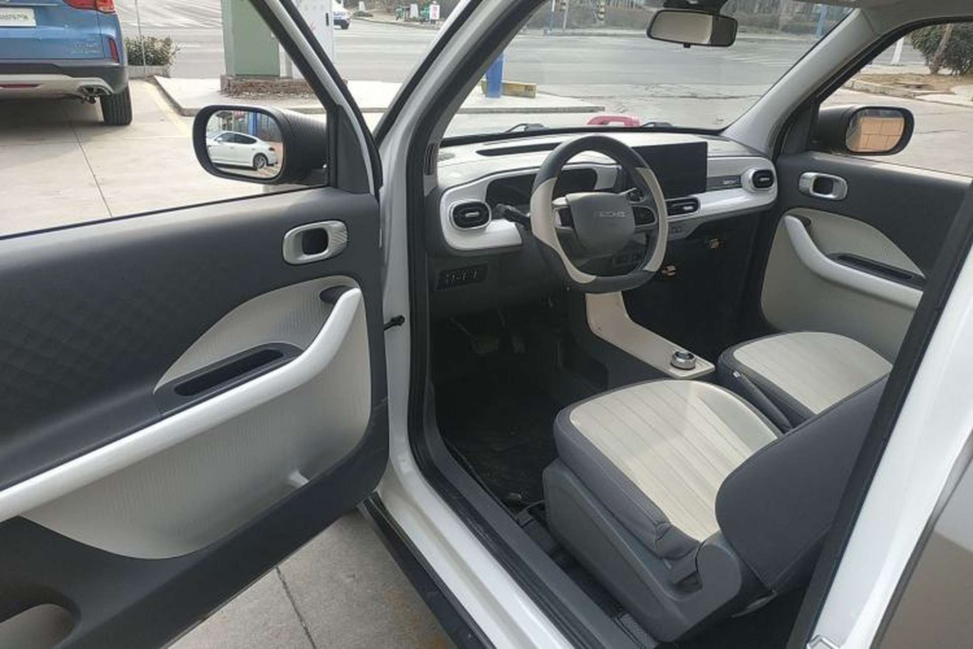 Used Geely Galaxy Panda 2025 210km Panda Rider Driver Seat