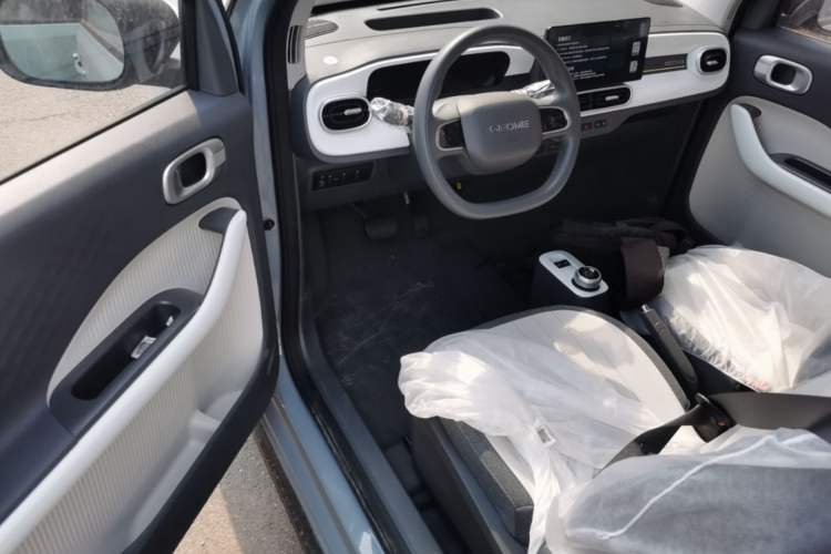 Used Geely Galaxy Panda 2025 210km Panda Kart Driver Seat