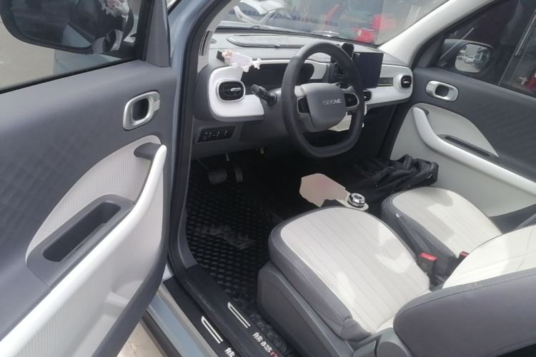 Used Geely Galaxy Panda 2025 210km Panda Kart Driver Seat