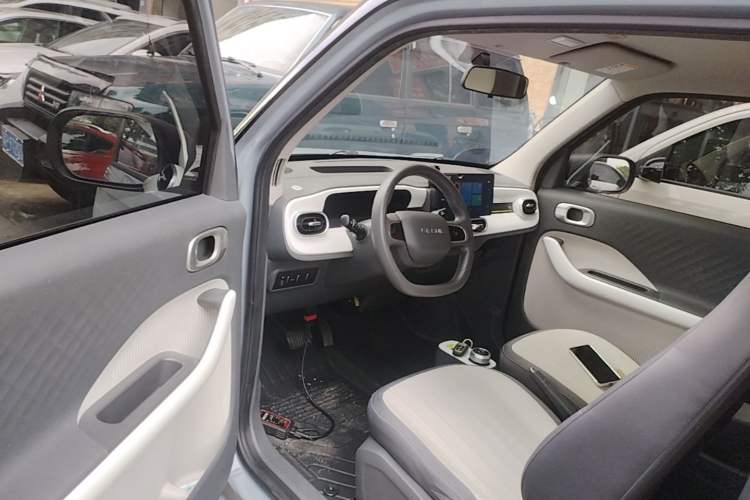 Used Geely Galaxy Panda 2025 210km Panda Kart Driver Seat