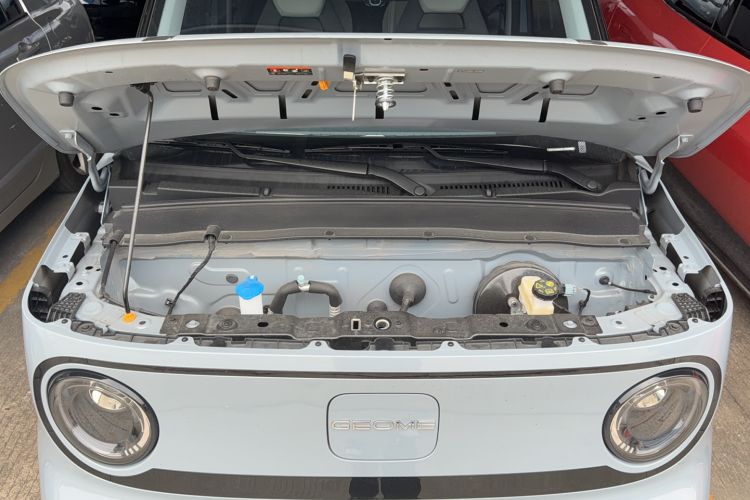 Used Geely Galaxy Panda 2025 210km Panda Kart Engine Bay