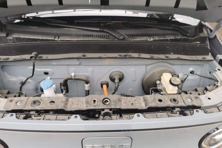 Used Geely Galaxy Panda 2025 210km Panda Kart Engine Bay